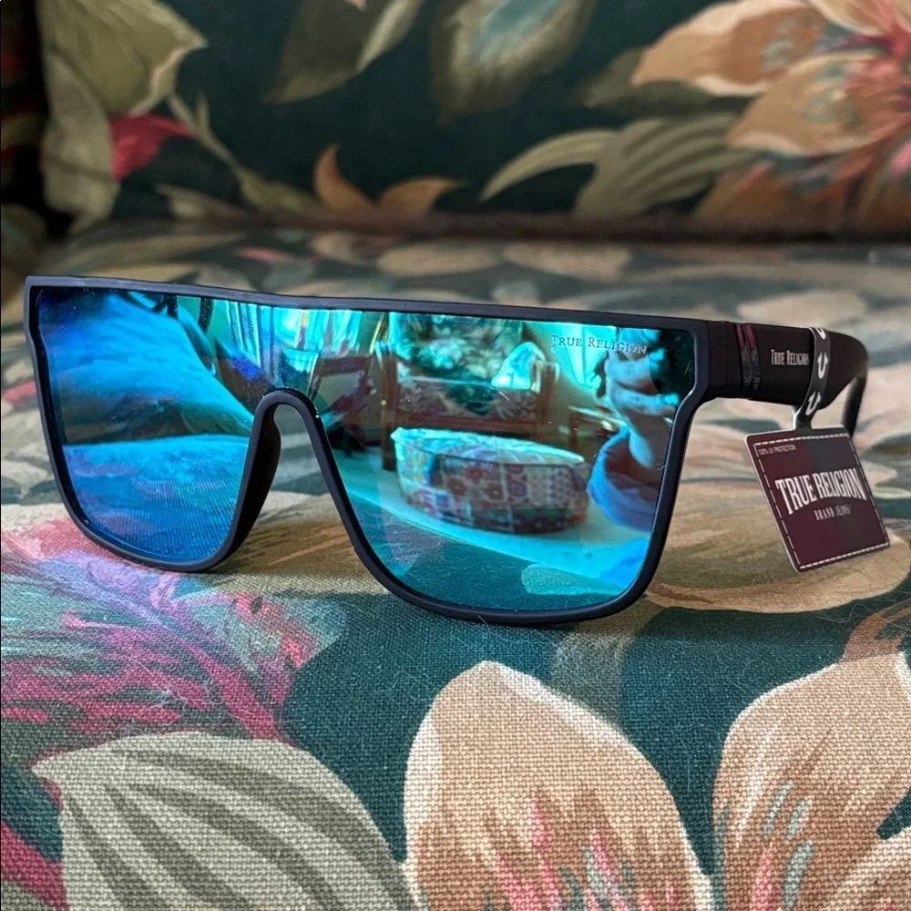 Brand New True Religion Mirrored Lens Black Frame Shield Aviator Sunglasses